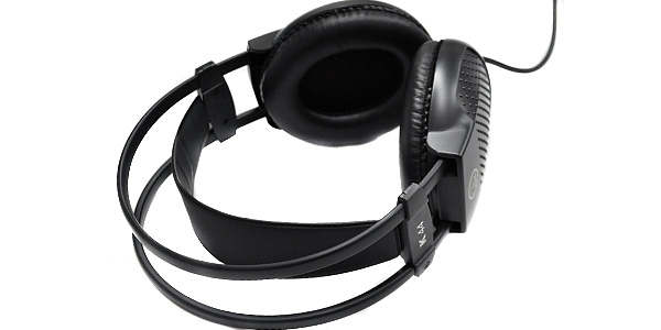 Tai nghe kiểm âm AKG K44 –