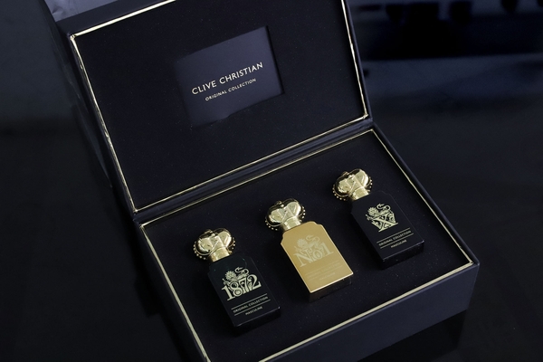 set-clive-christian-the-