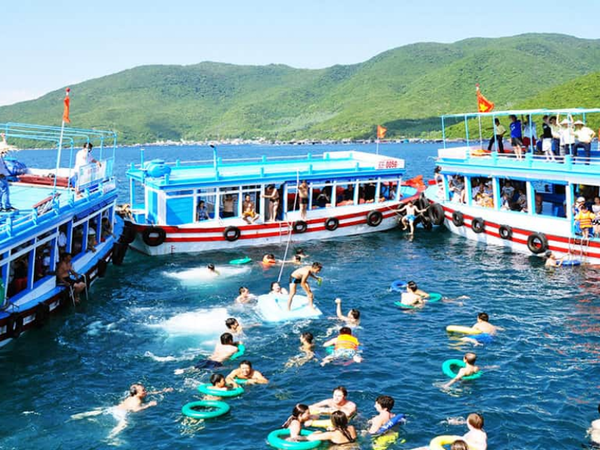 Lợi thế khi đi du lịch theo Tour