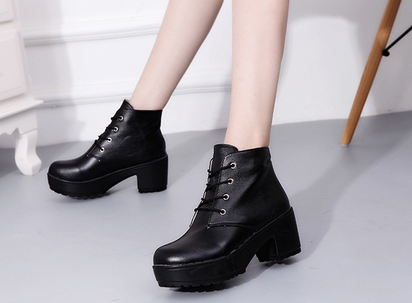 5 điều bạn gái cần tránh khi mix ankle boot