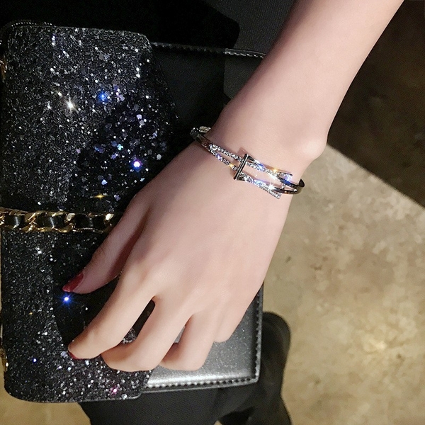 Vòng tay kiểu dáng kẹp tóc TB0988 vong-tay-kieu-dang-kep-toc-tb0988-3