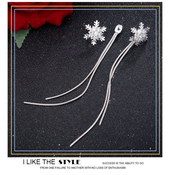 Bông tai dài họa tiết hoa tuyết TB0951 bong-tai-dai-hoa-tiet-hoa-tuyet-tb0951-1