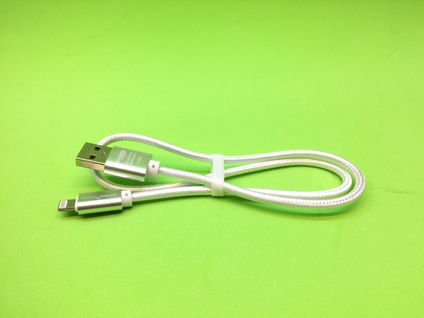 day-sac-iphone-5-6-cuc-ben