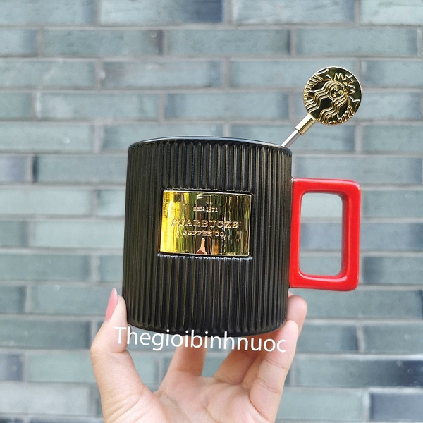 Starbucks China 2020 Classic Black Gold Nameplate Vertical Striped Mug Stir Bar C182