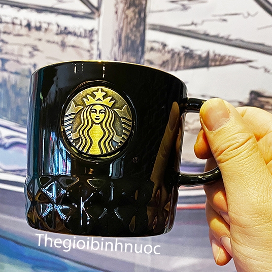 Starbucks China - Christmas Time 2020 - Classic Studded Trim Black & Red Mug C183A