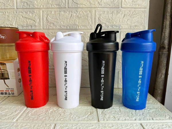 Sỉ In Khắc Logo Bình Nhựa Shaker 550ML