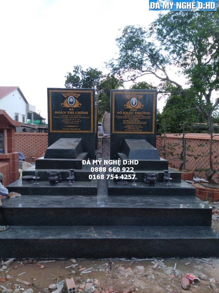 Mộ đá khối -mộ đá đôi 02