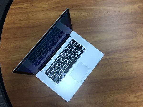 MacBook本体 MacBook Pro Retina(4960HQ)16GB Apple MacBook Pro 15.4