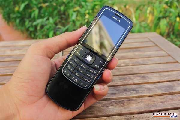 Nokia 8600 luna và 3 địa chỉ chuyên bán điện thoại cổ chính hãng uy tí