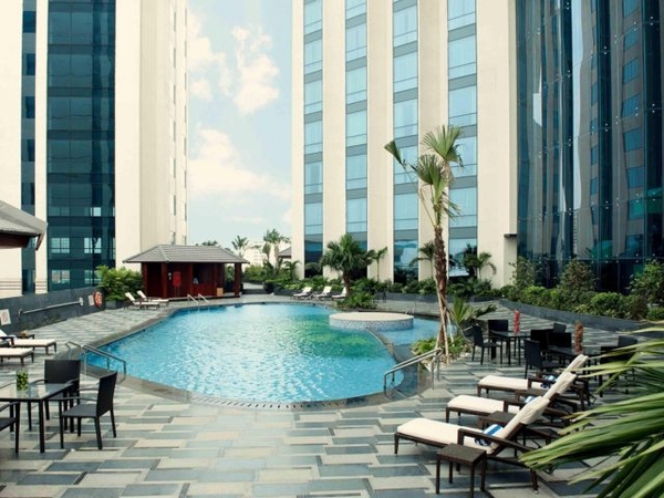 Crowne Plaza West Hanoi _______2,100$~4,200$_______