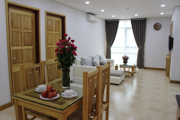 Xuan Hoa Apartment No. 9 _______700$~1,400$_______