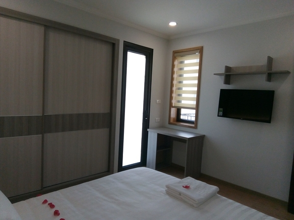 Xuan Hoa Apartment No. 12 _______800$~1,500$_______