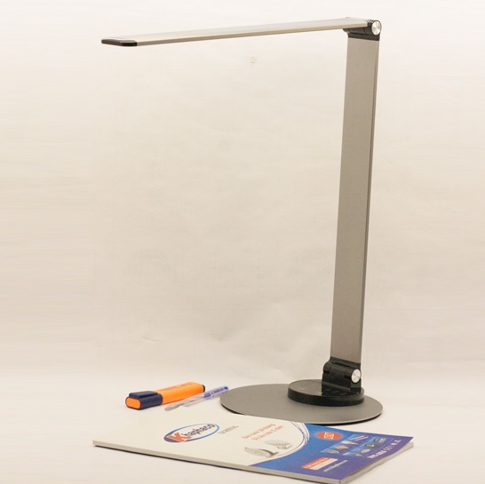 Đèn bàn LED SML-33 (đèn bàn học LED bảo vệ thị lực)