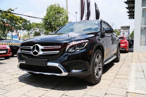 Mercedes GLC 200 2019 màu đen