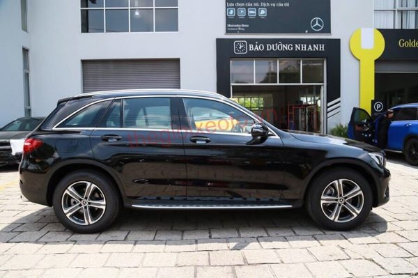 Ngoại thất Mercedes GLC 200 màu đen