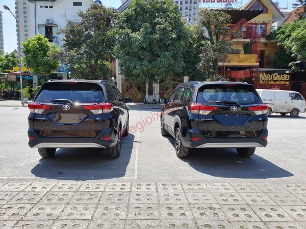 ngoai that toyota rush 2019 2020 mau den va mau do man