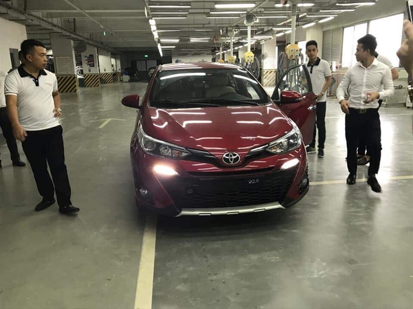 Toyota Yaris nhập khẩu 2019