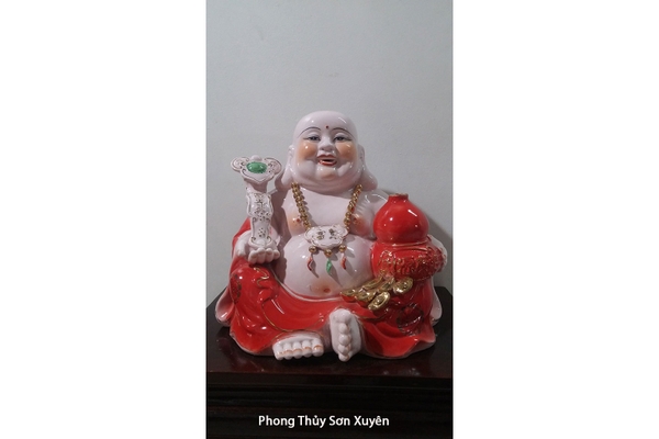 Tượng Phật Di Lặc bằng sứ, cầm bầu rượu trường sinh, cao 30 cm