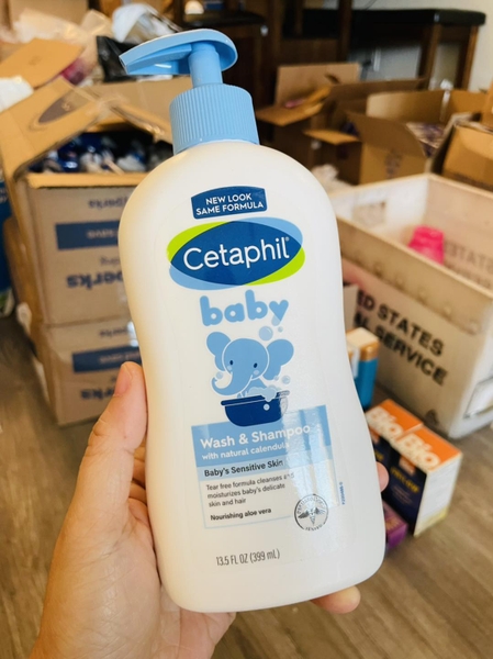 Sữa tắm gội toàn thân Cetaphil baby 399ml có vòi