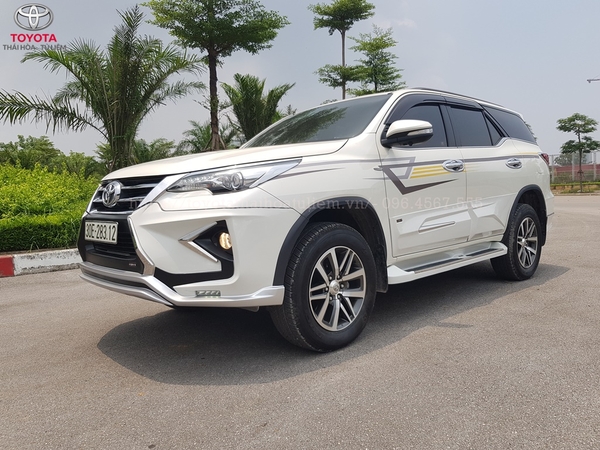 Độ bodykit Fortuner 2017 -2020 mẫu FreeForm 8 chi tiết