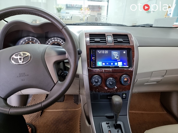 Toyota Corolla 2009 lắp màn hình Pioneer ZL5150 hàng Thái Lan.