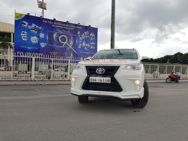 Biến Fortuner 2018 thành Lexus LX570 nhờ độ bodykit NKS Thái Lan