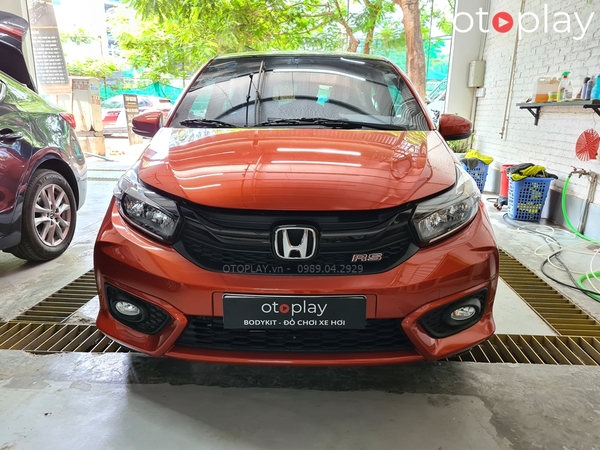 Chủ xe Honda Brio nên LẮP những PHỤ KIỆN gì?