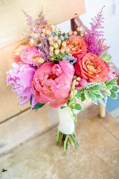 Các loài hoa thường làm dùng trang trí cho lễ cưới thêm lãng mạn