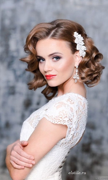 5 mẫu tóc vintage cho cô dâu đẹp lãng mạn trong ngày cưới