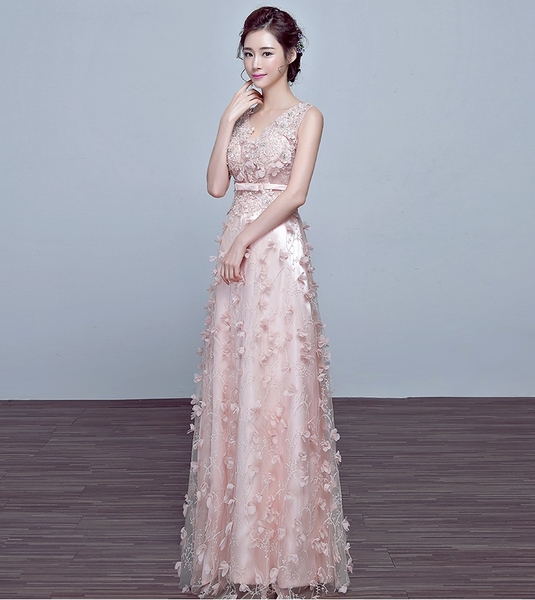 CHỌN VÁY DẠ HỘI CỰC KÌ CHUẨN DÁNG CHO CÔ DÂU