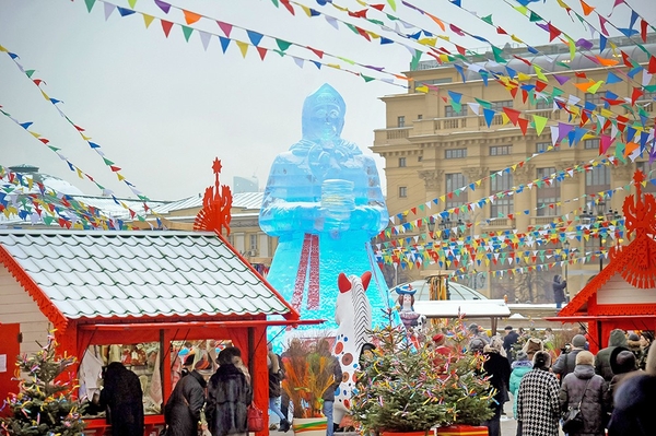 Lễ hội Maslenhisa tại Nga