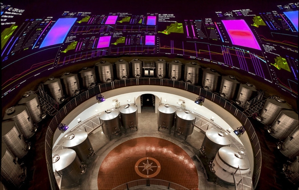 hầm ủ rượu vang lạ mắt như kho vũ khí hạt nhân tại mỹ