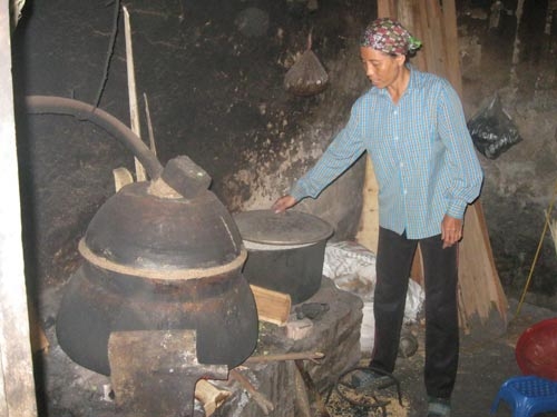 máy-lọc-rượu - Máy nấu rượu gia đình Nồi nấu rượu thủ công Nồi hơi nấu rượu nếp Noi-nau-ruou-mini