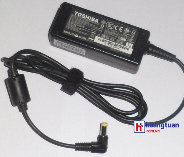 Adapter Toshiba 19V - 1.58A