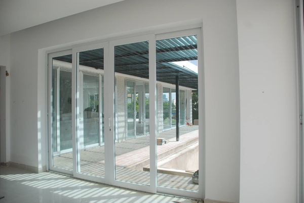 Cửa đi mở trượt