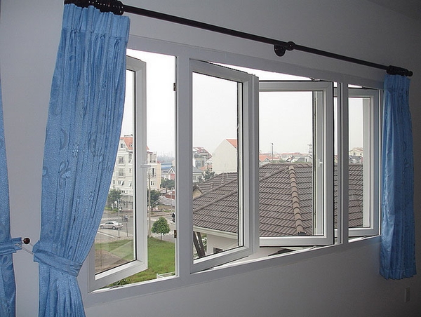 Của sổ mở quay Xingfa