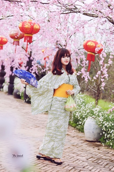 Kimono - Yukata Nữ màu xanh mướt hòa vào thiên nhiên
