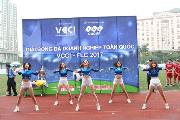 Giải bóng đá doanh nghiệp toàn quốc VCCI - FLC 2017