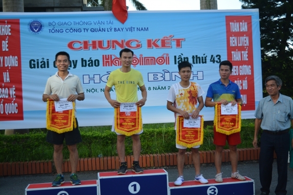 Giải chạy Vì Hòa Bình - Báo Hà Nội mới mở rộng lần thứ 43