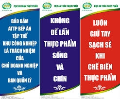 Minh Á - nhận đặt làm cúp bóng đá chất lượng cao