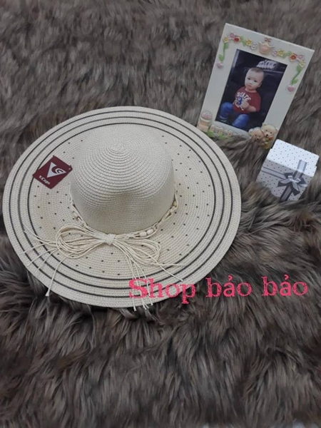 Nón vành cói đai chấm bi
