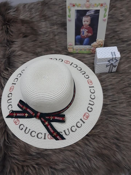 Nón vành cói GUCCI
