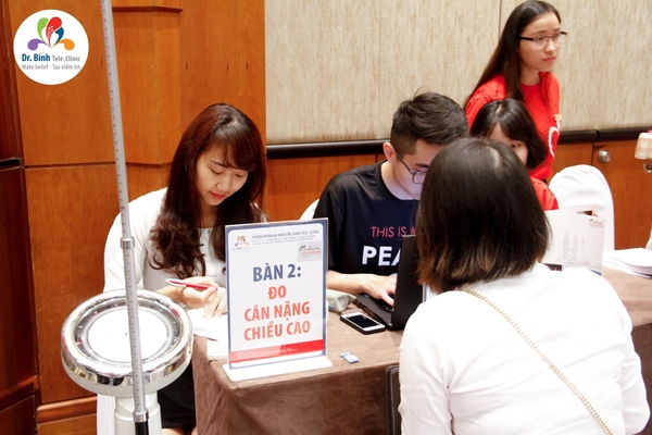 hoi-nghi-khach-hang-manulife-techcombank-dr.binh