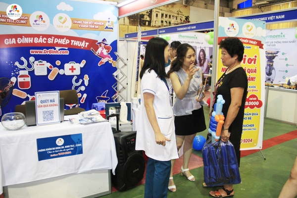 Dr.Binh Tele_Clinic đồng hành cùng ngày hội Baby & School Day 2018