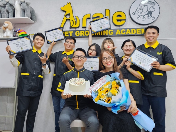 💥CHÚC MỪNG TỐT NGHIỆP KHÓA 17/6 ARALE PET QUẬN 6