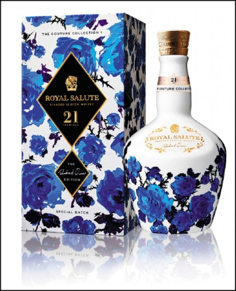 RƯỢU CHIVAS 21 NĂM RICHARD QUINN LIMITED EDITION