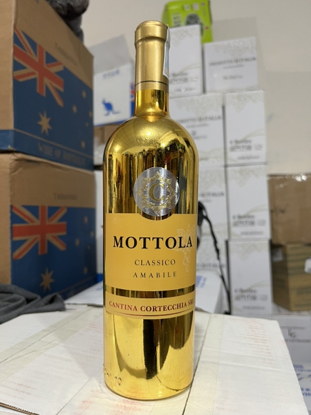 Rượu vang Mottola Amabile Classico Chính hãng-giá siêu rẻ