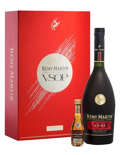 RƯỢU REMY MARTIN VSOP HỘP QUÀ 2018 (700ML / 40%)