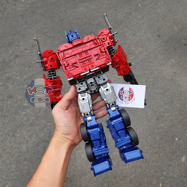 Mô hình Transformer Optimus Prime 131A / Megatron 130A khớp biến hình thành xe