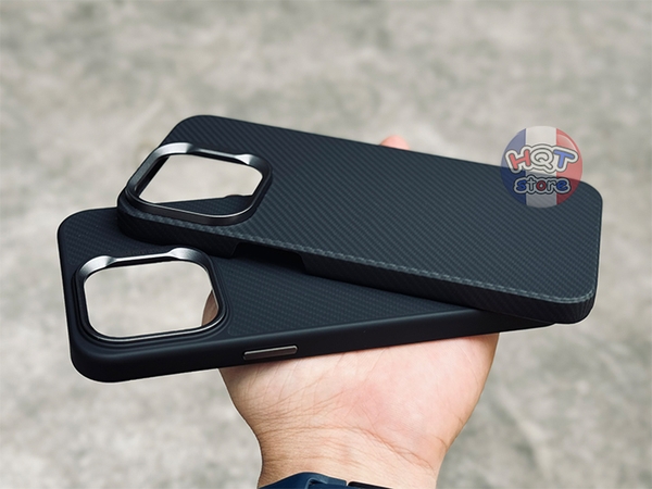 Ốp carbon 600D Benks MagClap ArmorPro Case IPhone 15 Pro Max / 15 Pro